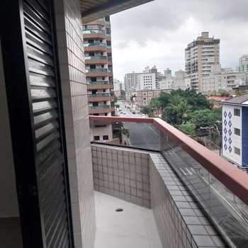 Apartamento em Praia Grande, bairro Guilhermina