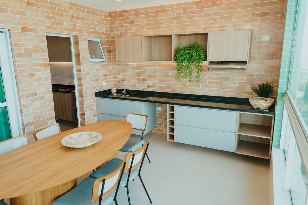 Apartamento em Mongaguá, no bairro Centro