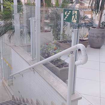 Apartamento em Praia Grande, bairro Guilhermina