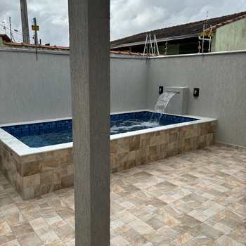 Casa em Itanhaém, bairro Jardim Magalhães