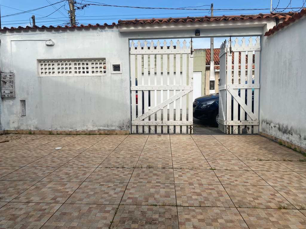 Casa em Itanhaém, no bairro Jardim Suarão