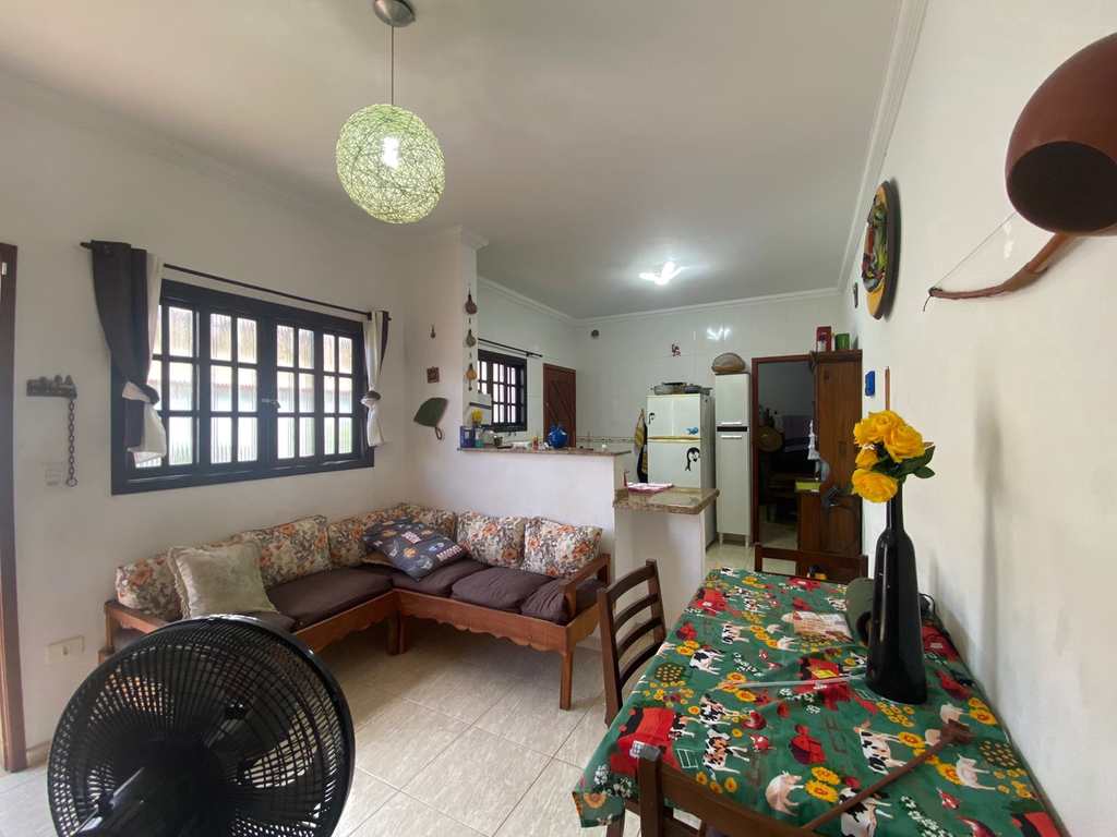 Casa em Itanhaém, no bairro Jardim Suarão