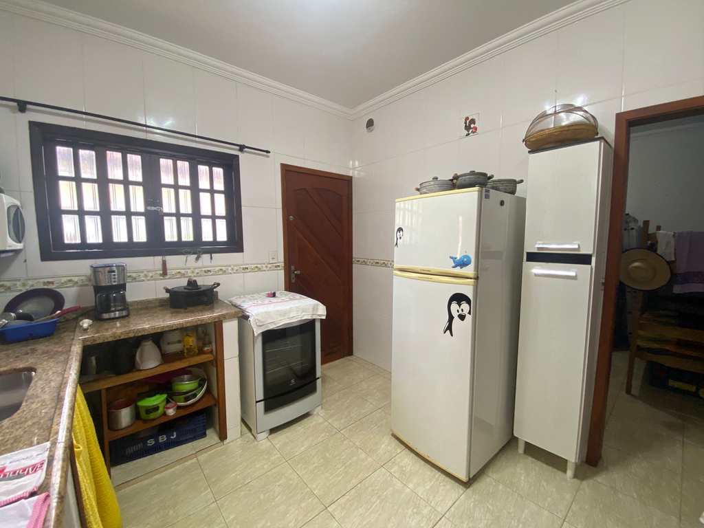 Casa em Itanhaém, no bairro Jardim Suarão