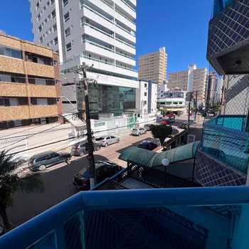 Apartamento em Praia Grande, bairro Boqueirão