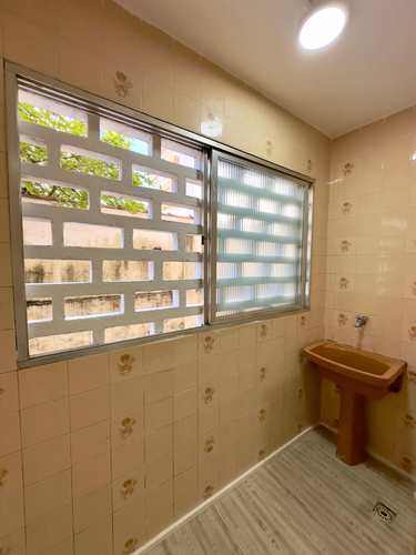 Apartamento, código 9708 em Praia Grande, bairro Guilhermina