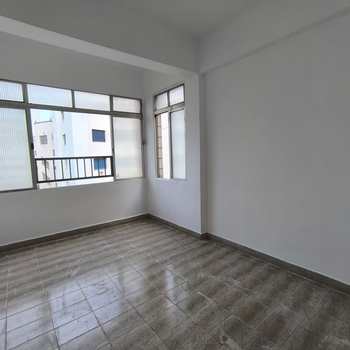 Apartamento em São Vicente, bairro Centro
