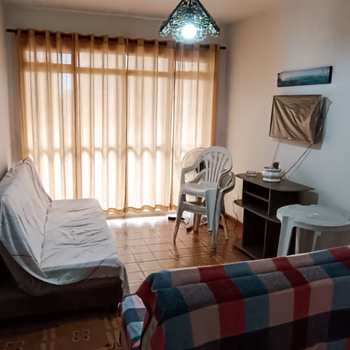 Apartamento em Praia Grande, bairro Guilhermina