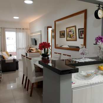 Apartamento em Praia Grande, bairro Canto do Forte