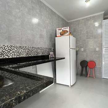 Kitnet em Praia Grande, bairro Vila Guilhermina