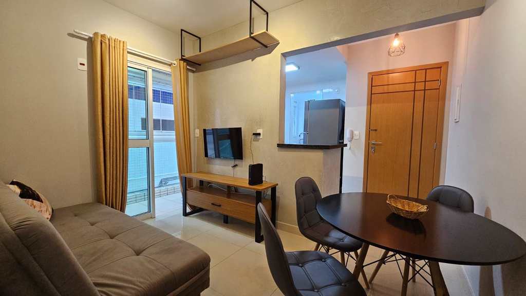 Apartamento em Praia Grande, no bairro Canto do Forte
