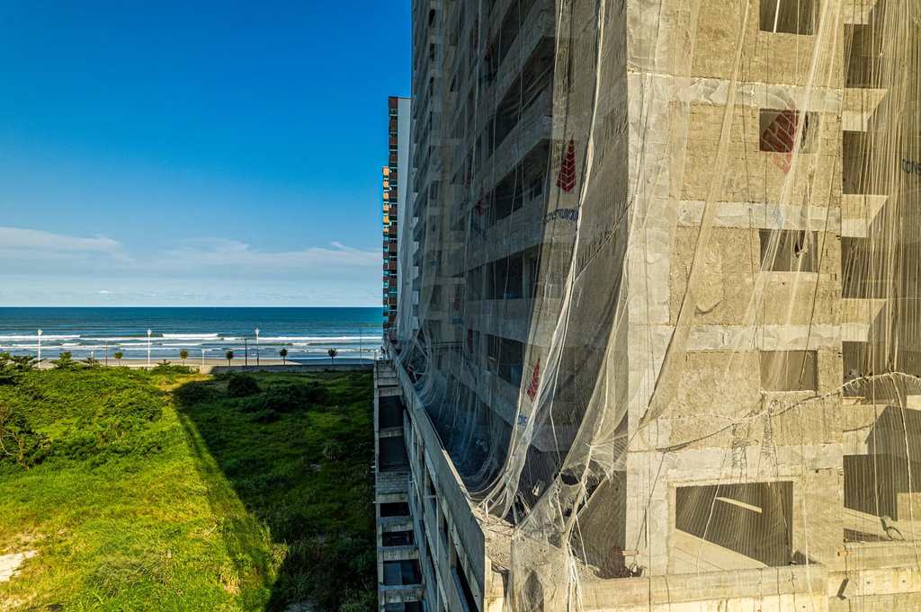 Apartamento em Mongaguá, no bairro Centro