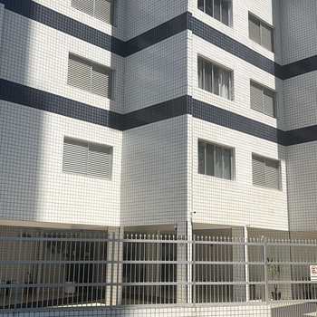 Apartamento em Praia Grande, bairro Tupi