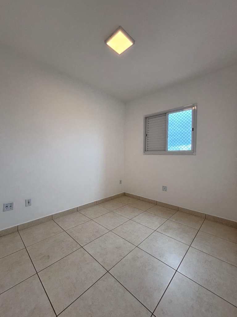 Apartamento em Praia Grande, no bairro Guilhermina