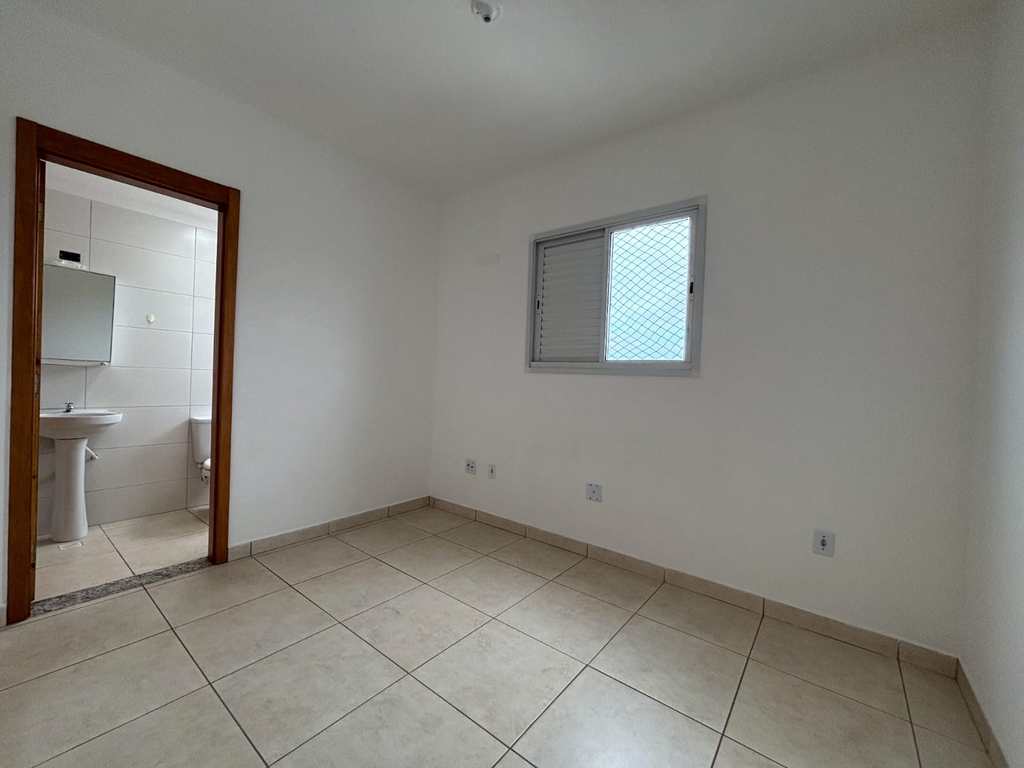 Apartamento em Praia Grande, no bairro Guilhermina