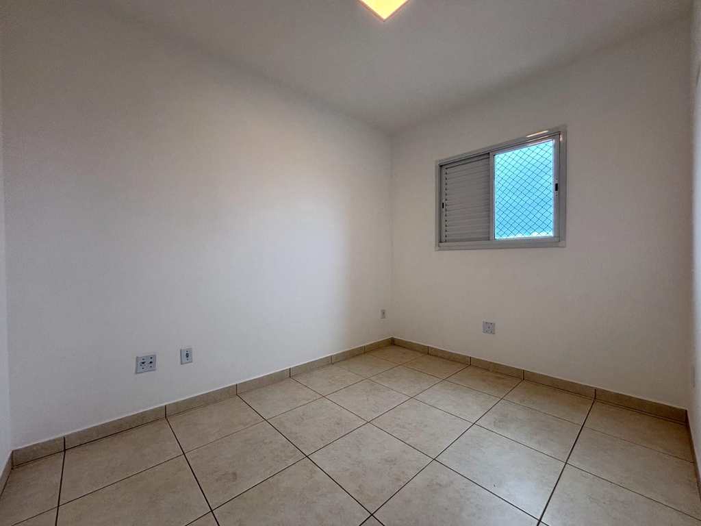 Apartamento em Praia Grande, no bairro Guilhermina