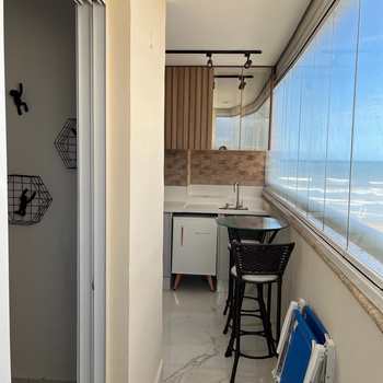 Apartamento em Praia Grande, bairro Real