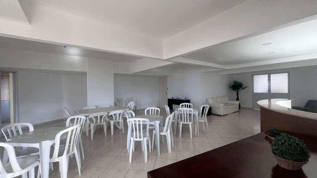 Apartamento em Praia Grande, no bairro Real