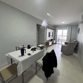 Apartamento em Praia Grande, bairro Boqueirão