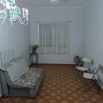 Apartamento em Praia Grande, bairro Guilhermina