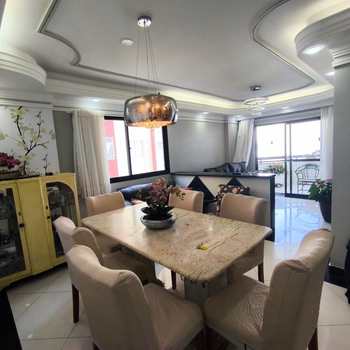 Apartamento em Praia Grande, bairro Guilhermina
