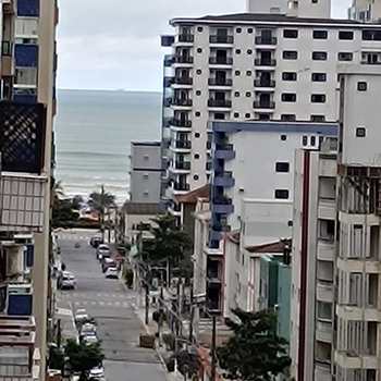Apartamento em Praia Grande, bairro Guilhermina