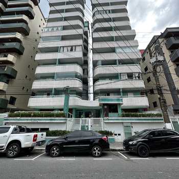 Apartamento em Praia Grande, bairro Boqueirão