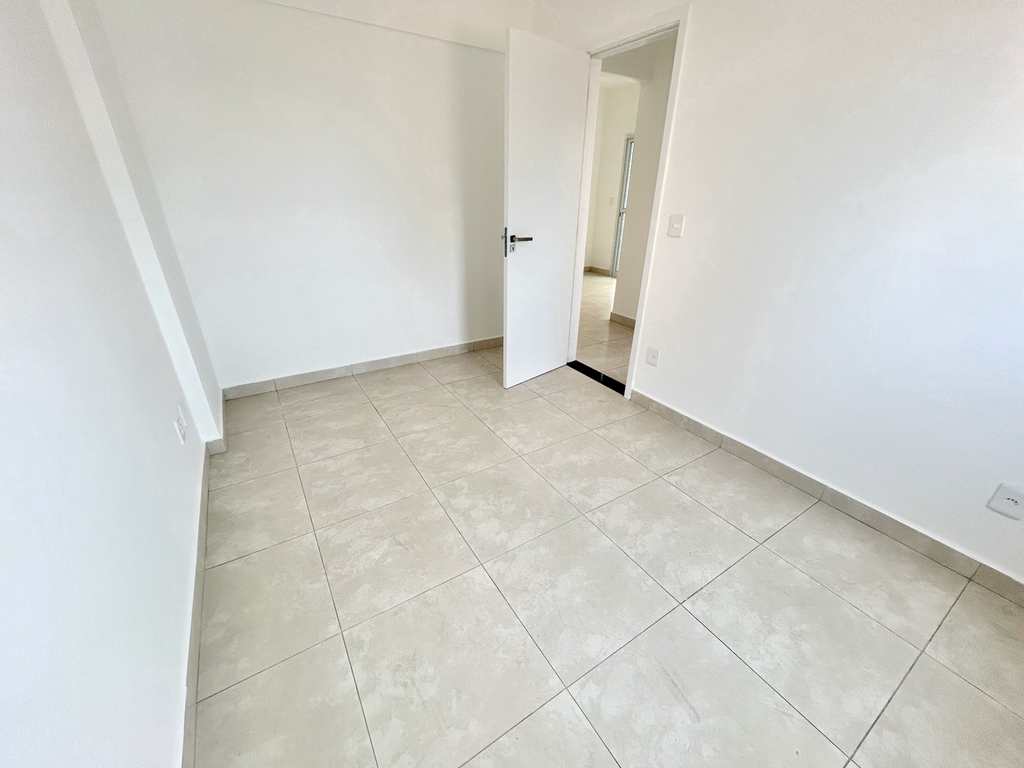 Apartamento em Praia Grande, no bairro Aviação