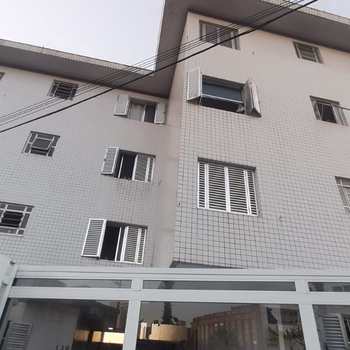 Kitnet em Praia Grande, bairro Boqueirão
