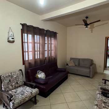 Casa em Praia Grande, bairro Balneário Maracanã