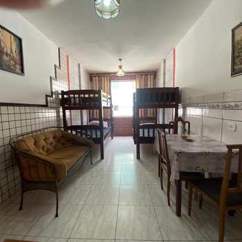 Kitnet em Praia Grande, bairro Guilhermina