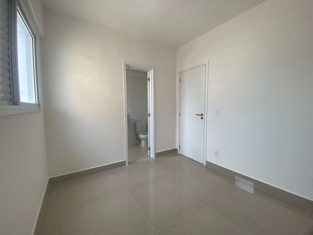 Apartamento em Praia Grande, no bairro Guilhermina