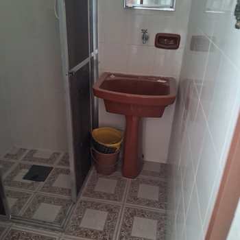 Kitnet em Praia Grande, bairro Boqueirão