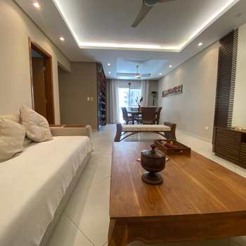 Apartamento em Praia Grande, bairro Canto do Forte