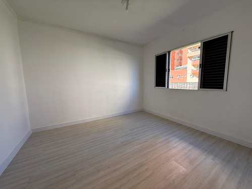 Apartamento, código 10082 em Praia Grande, bairro Guilhermina