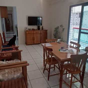 Apartamento em Praia Grande, bairro Guilhermina