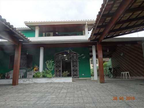 Casa, código 370 em Caraguatatuba, bairro Sumaré