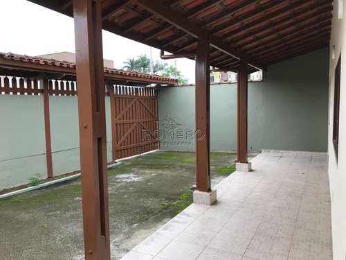 Casa, código 1163 em Ubatuba, bairro Silop