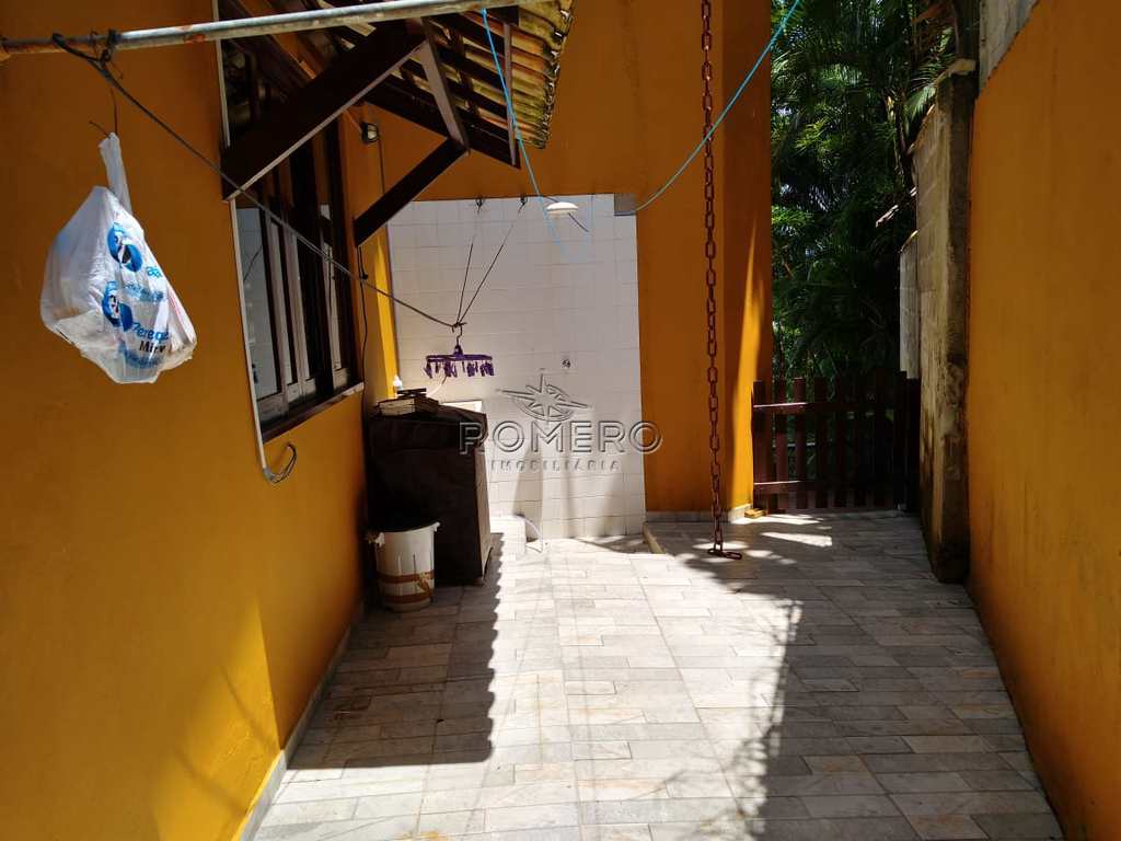 Casa em Ubatuba, no bairro Praia Itagua