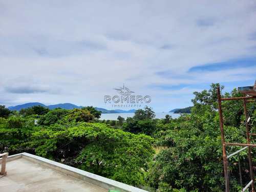 Apartamento, código 1596 em Ubatuba, bairro Praia da Maranduba