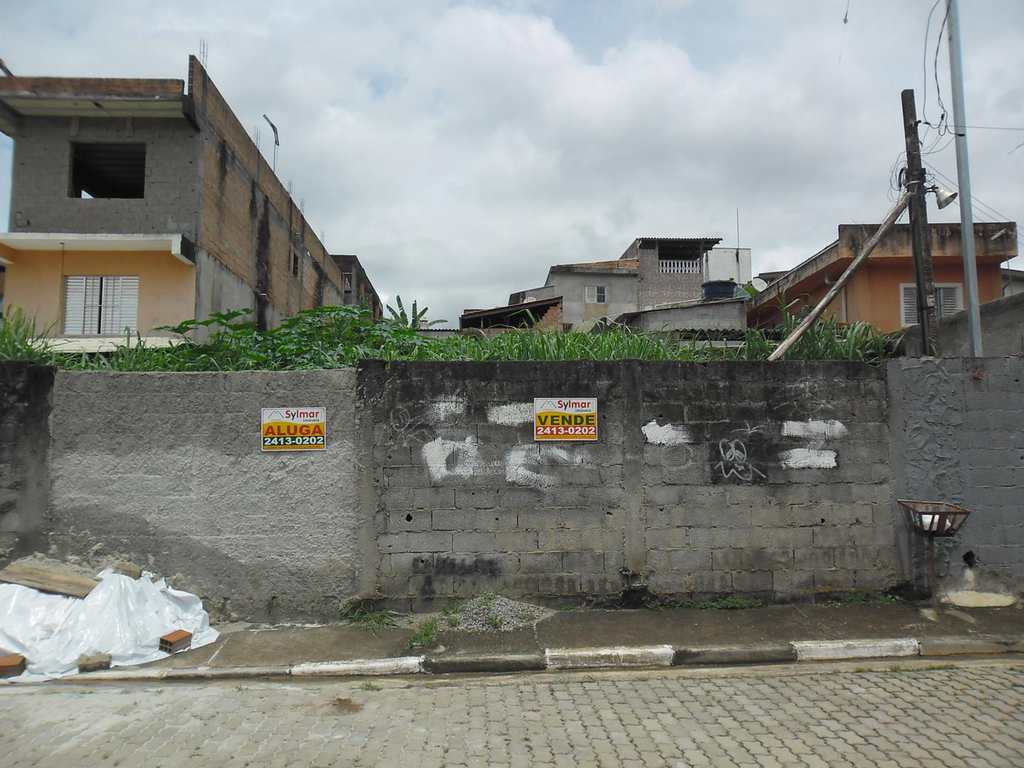 Terreno em Guarulhos, no bairro Bonsucesso