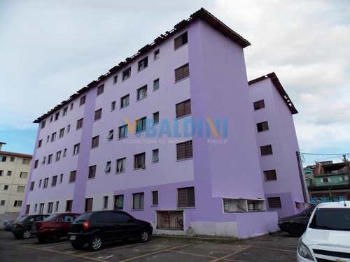 Apartamento, código 827 em Guarulhos, bairro Cidade Tupinambá