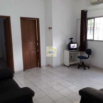 Casa em Praia Grande, bairro Guilhermina