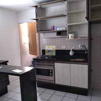 Apartamento em Praia Grande, bairro Caiçara