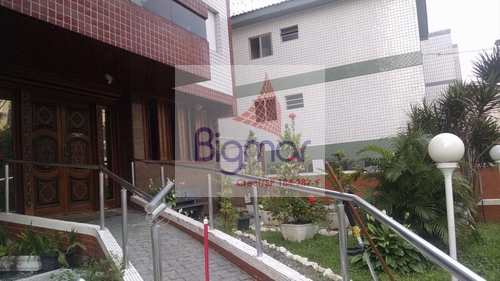 Apartamento, código 72 em Praia Grande, bairro Aviação