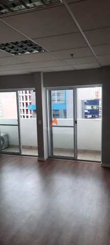 Conjunto Comercial em São Paulo, no bairro Vila Olímpia