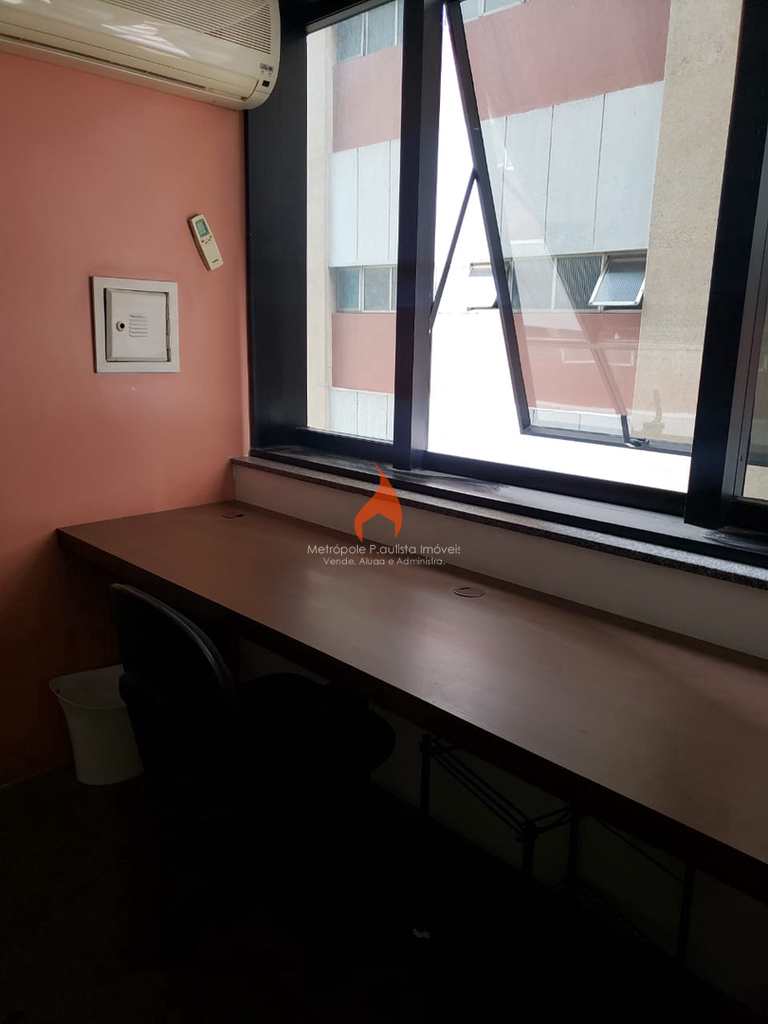 Conjunto Comercial em São Paulo, no bairro Jardim Paulista