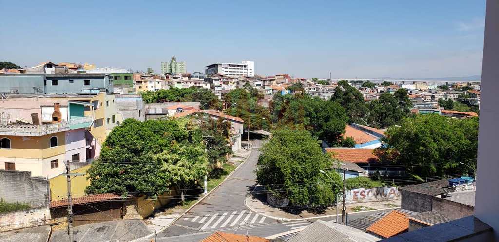 Sobrado em São Paulo, no bairro Cidade Satélite Santa Bárbara