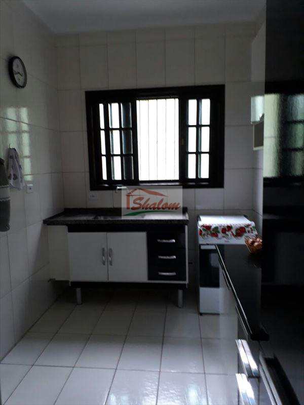 Sobrado em Caraguatatuba, no bairro Martim de Sá