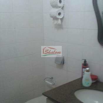 Casa em Caraguatatuba, bairro Jardim Brasil