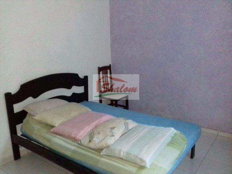 Casa em Caraguatatuba, no bairro Massaguaçu